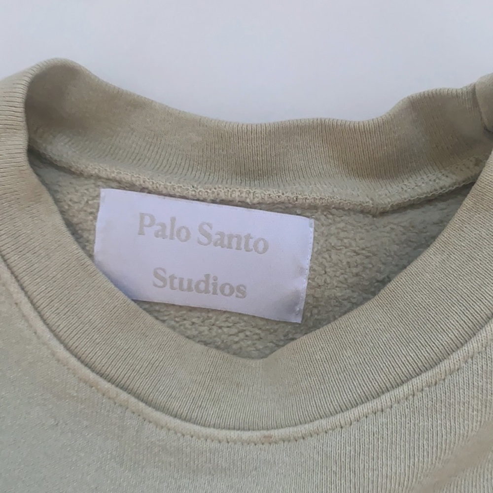 Palo santos studios sand sweatshirt large women’s oversized peace on earth - Picture 3 of 6
